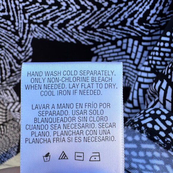 Jaclyn Smith Womens Black & White Patterned Beaded Cuff Long Sleeve Blouse 3X - Picture 9 of 10